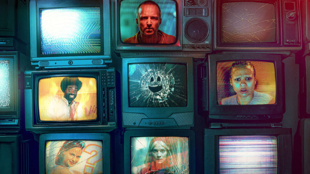 Ищу в них отражения: рецензия на сериал «Черное зеркало» (6 сезон)