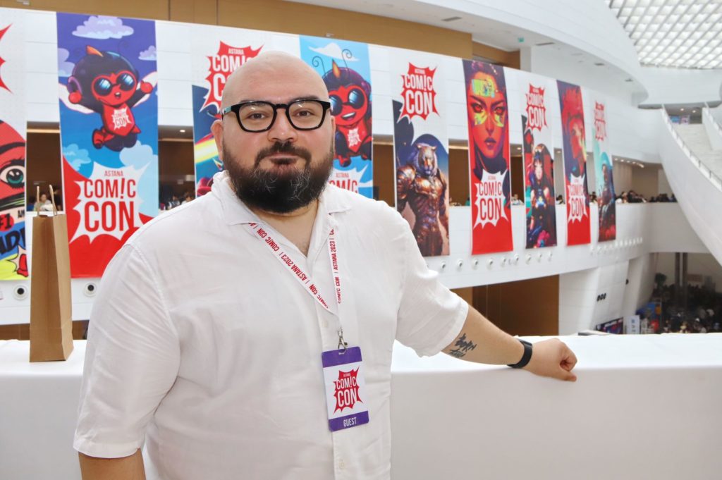 Алик Кемалов, руководитель соцсетей онлайн-кинотеатра Кинопоиск