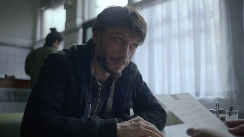 Кадр из сериала "Оленёнок"