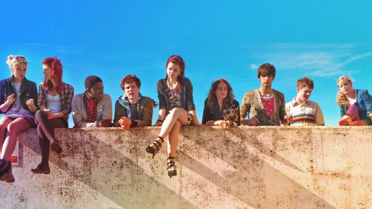 Skins: почему сложно сопереживать второму поколению сериала?