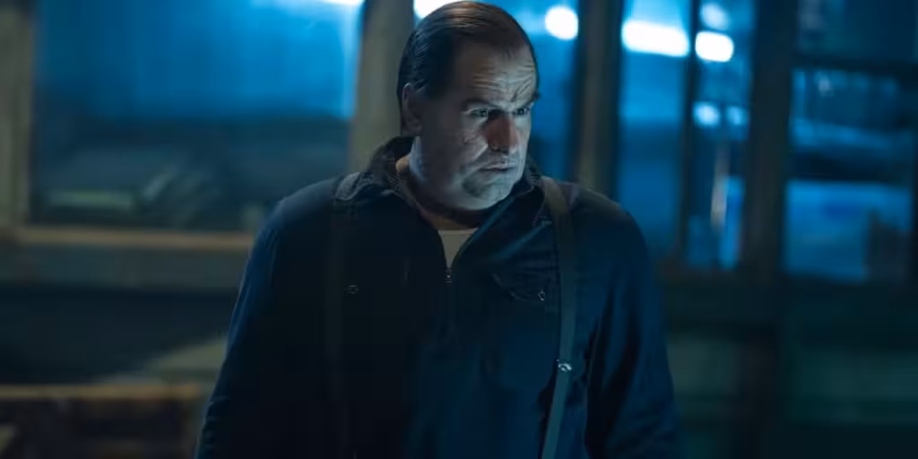 Кадр из шестого эпизода сериала «Пингвин»