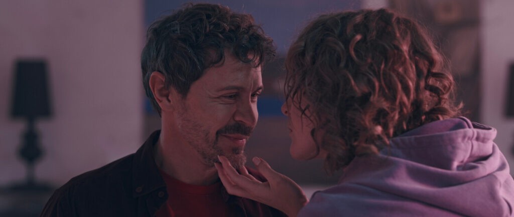 Filme Alguém Tem que Morrer